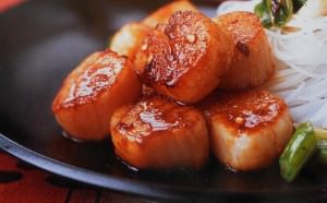 Pan seared scallops with citrus ginger sauce